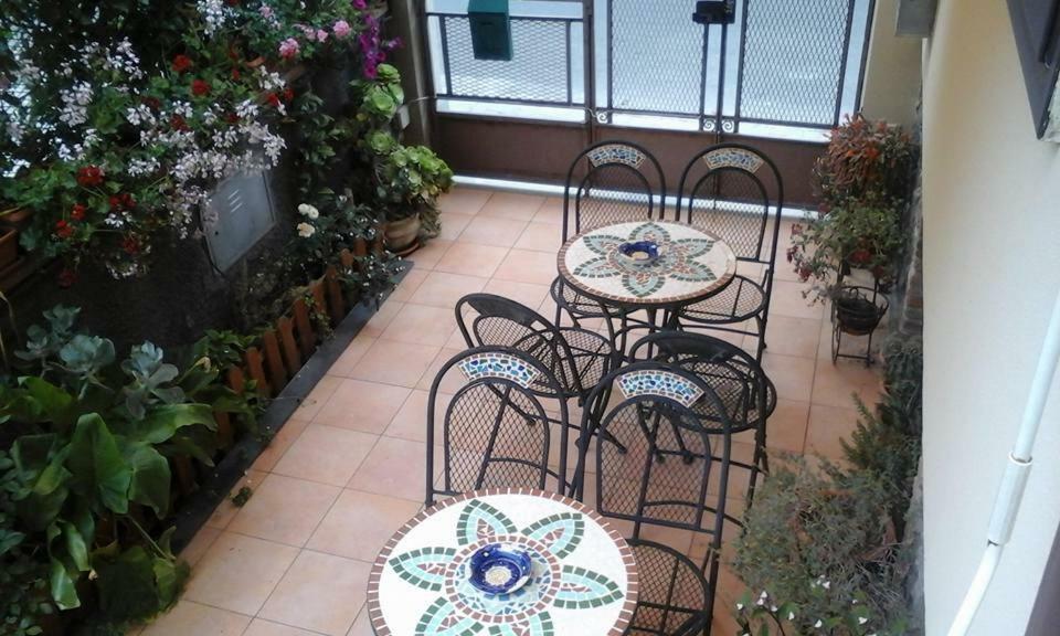 Eurelios Acomodação com café da manhã Adrano Exterior foto
